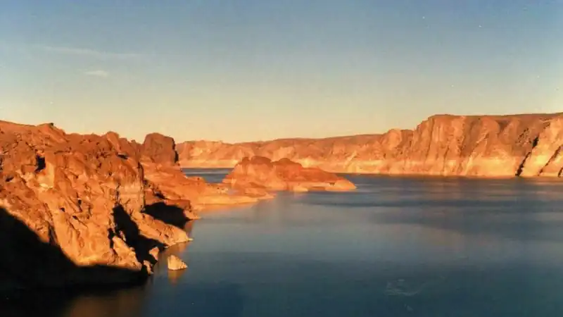 Ameghino Dam