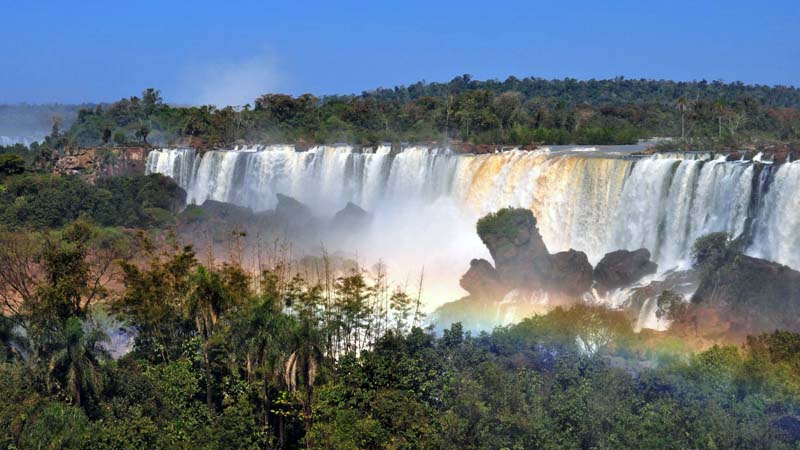 Iguazú – Falls on the Argentine Side
