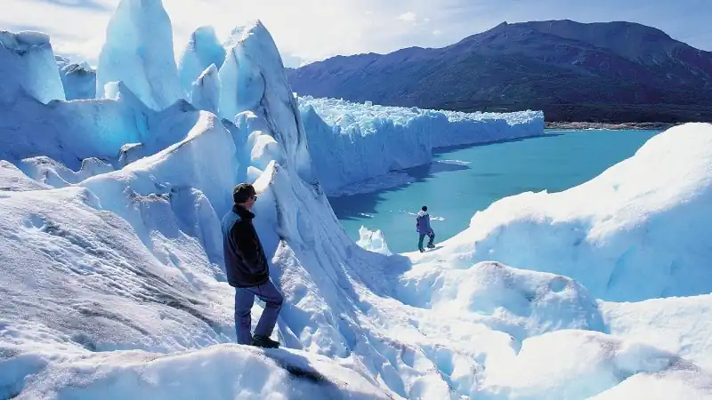 Getaway to South Patagonia Ushuaia, Calafate and Perito Moreno Glacier